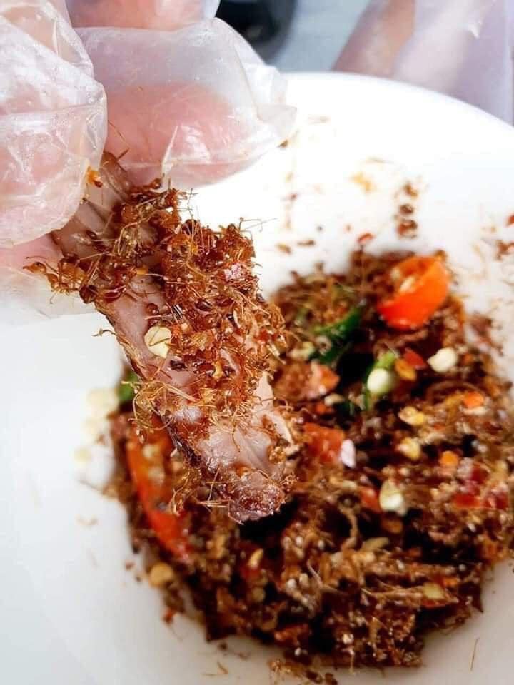 Muối Kiến Vàng Huyện Krông Pa – Món ăn độc đáo